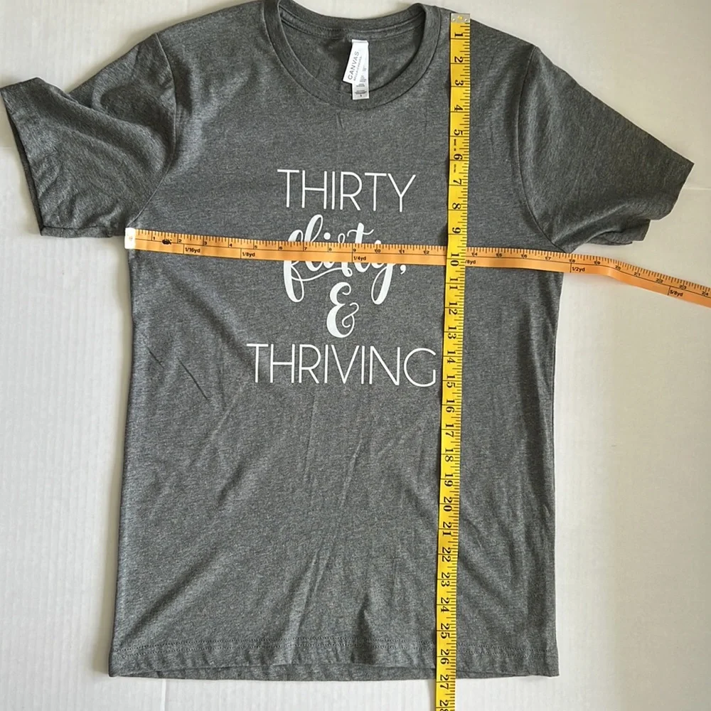 30 Year Old Birthday Tee Shirt Top Women‎ SM Age Gag Gift Cute Gray Lightweight - Picture 3 of 9